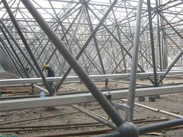 龙井盘点螺栓球网架对选材方面的4点要求